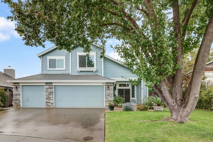 Property Photo:  2895 Bandalin Court  CA 95691 