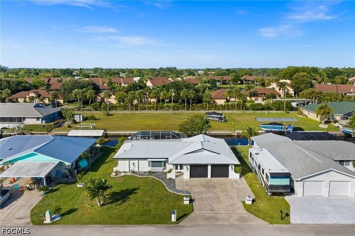 Property Photo:  7200 Reymoor Drive  FL 33917 