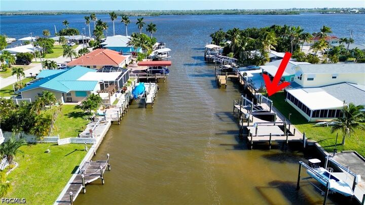 Property Photo:  2756 Velma Street  FL 33993 
