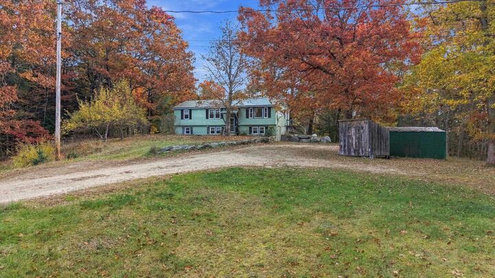 Property Photo:  934 Center Road  NH 03082 