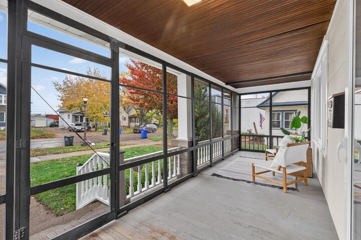 Property Photo: 735 Curfew Street MN 55114