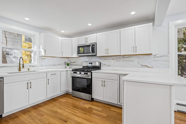 Property Photo:  197 Oakland Ave  MA 01844 