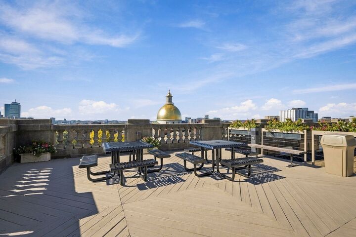 Property Photo:  21 Beacon St 4T  MA 02108 