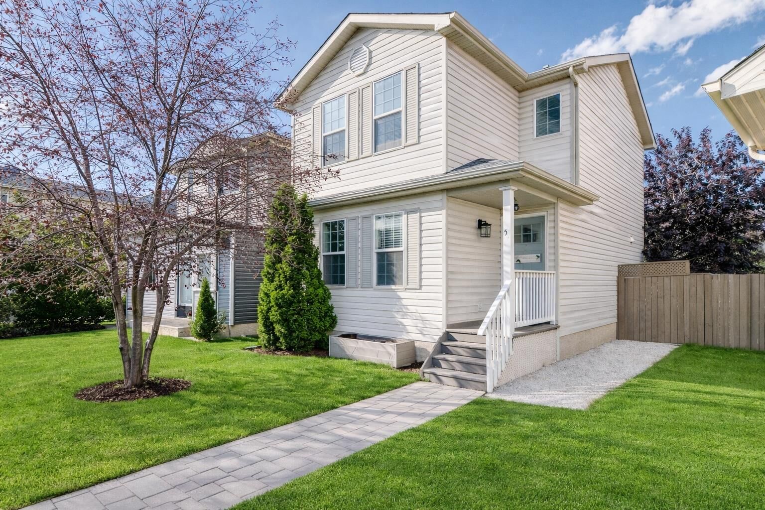 Property Photo:  57 Martinvalley Way NE  AB T3J 4A2 