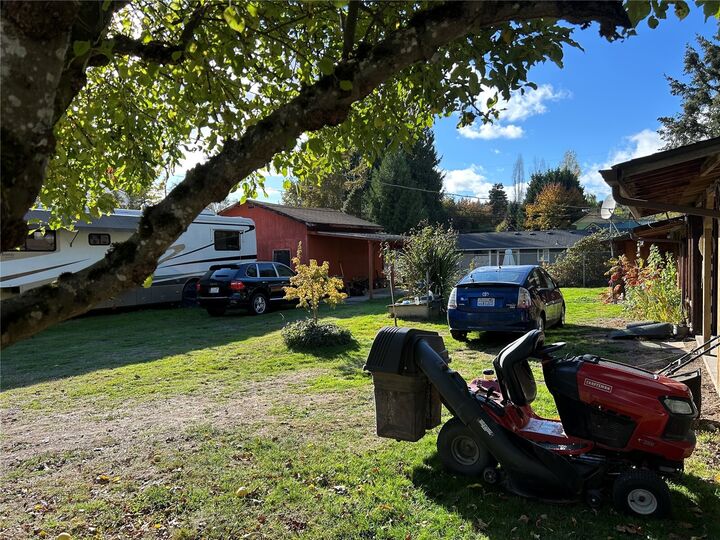 Property Photo: 11801 40th Pl S WA 98168