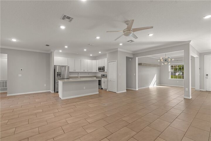 Property Photo:  8055 102nd Avenue  FL 32967 