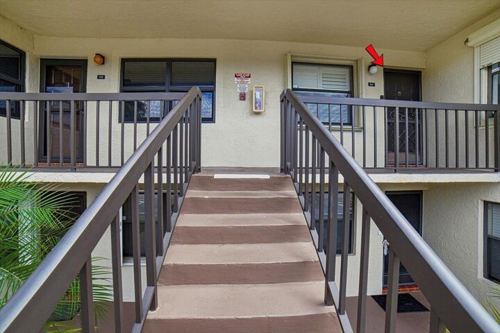 Property Photo:  4880 Lucerne Lakes Boulevard W 206  FL 33467 