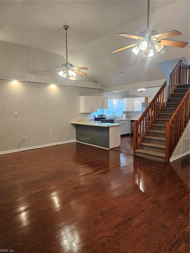 Property Photo:  9529 Grove Ave  VA 23503 