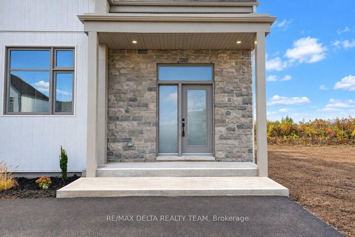 Property Photo:  19 Mayer Street  ON K0A 2M0 