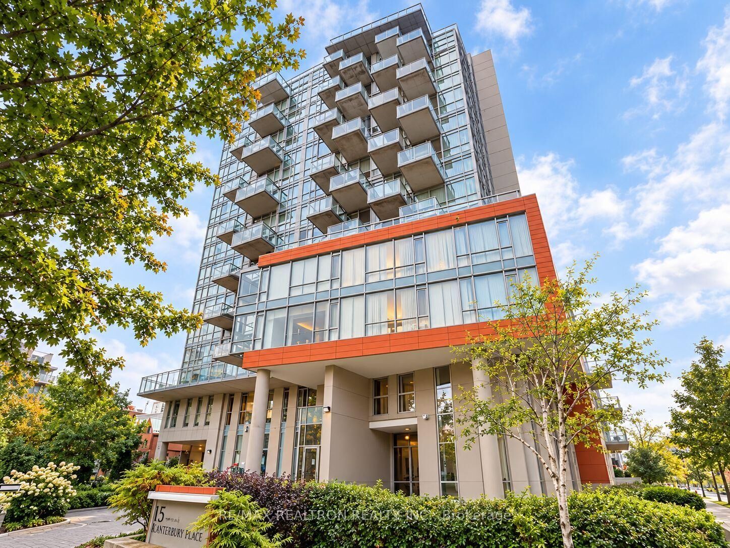 Property Photo:  30 Canterbury Place 1103  ON M2N 0B9 