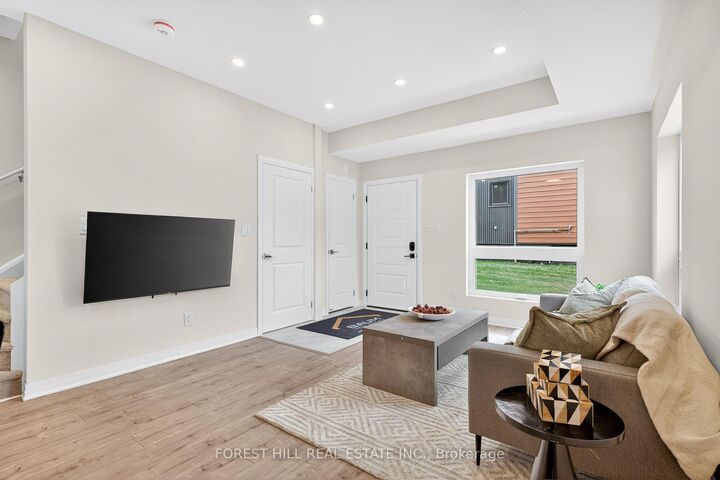 Property Photo:  49 William Cragg Drive B  ON M3M 1T8 