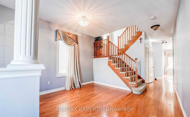 Property Photo:  31 Vincent Street  ON L6R 0G8 