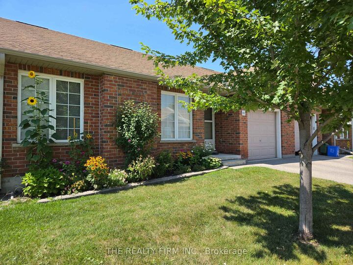 Property Photo:  100 Stroud Crescent 11  ON N6E 4A1 