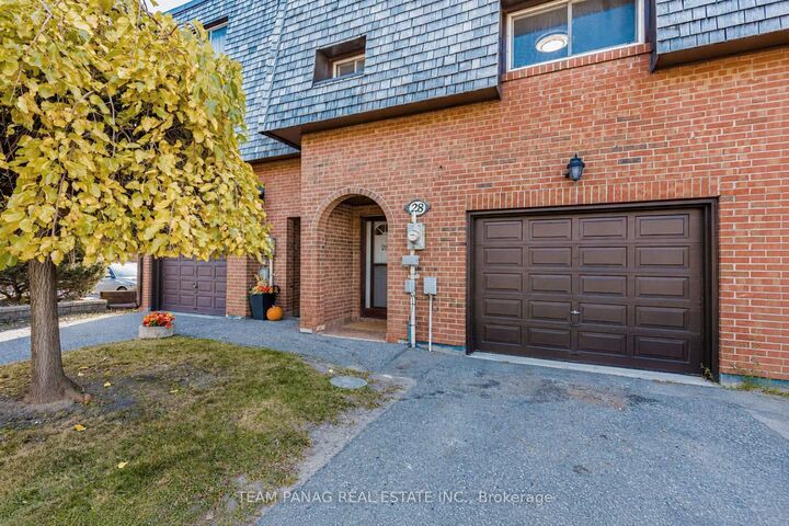 Property Photo:  28 Briar Path  ON L6T 2A2 