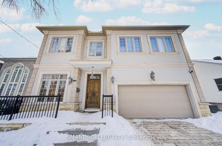 Property Photo: 213 Maplehurst Avenue Lower ON M2N 3C3
