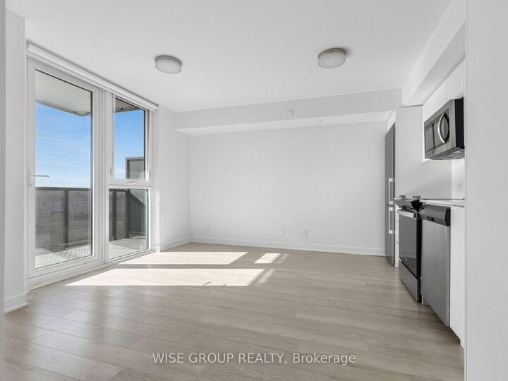 Property Photo: 18 Tretti Way 1108 ON M3H 0E4