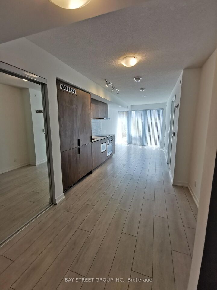 Property Photo:  60 Shuter Street 2503  ON M5B 0B7 
