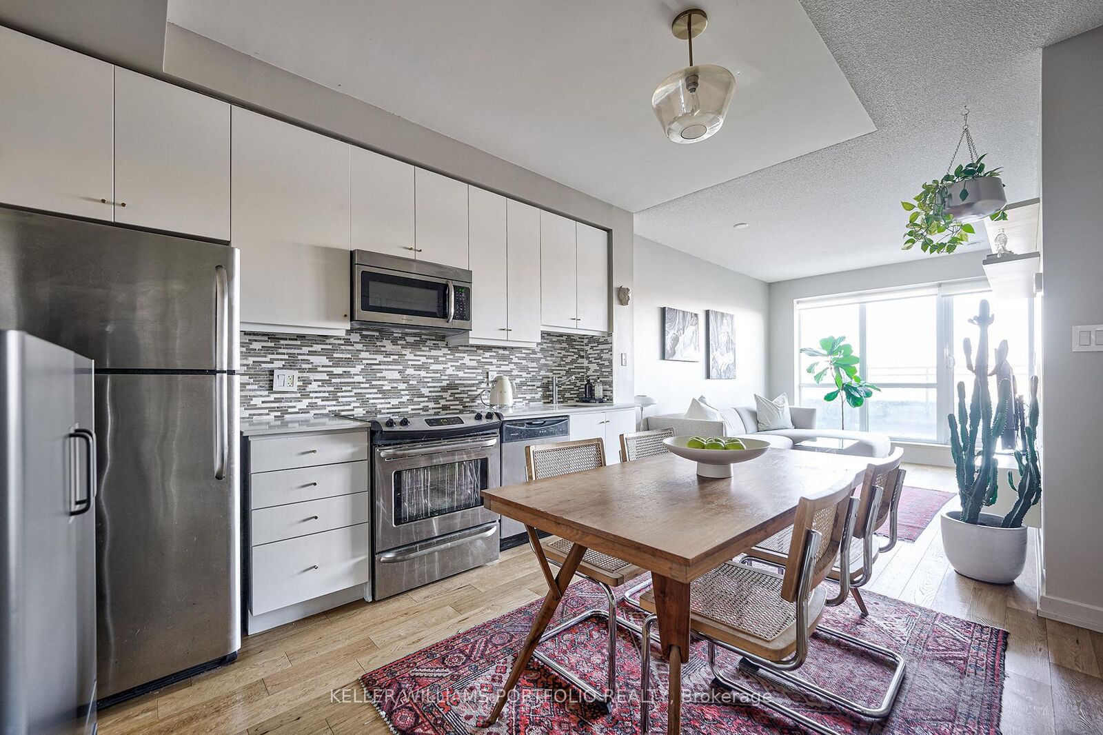 Property Photo: 1169 Queen Street W N507 ON M6J 0A4
