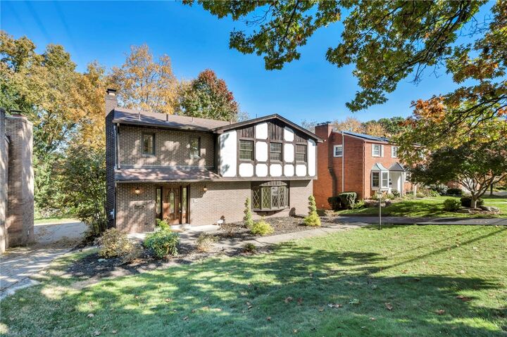 Property Photo:  219 Main Entrance Dr  PA 15228 