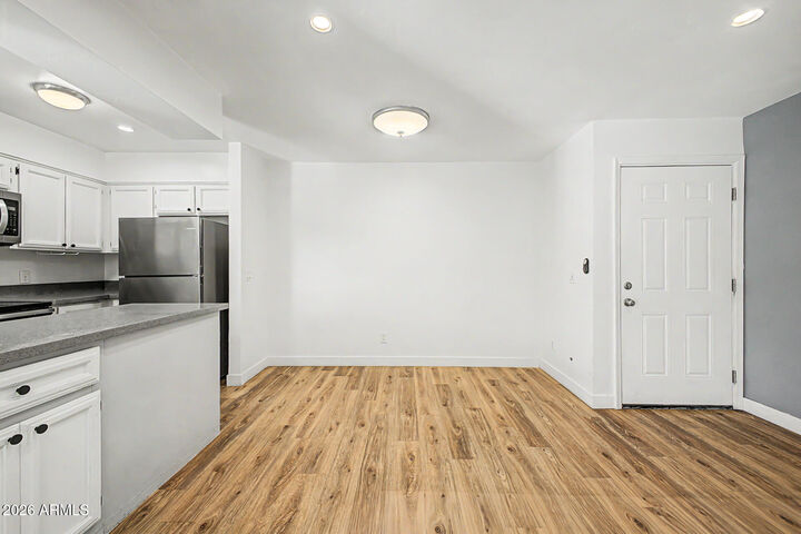 Property Photo:  1650 N 87th Terrace 1B  AZ 85257 