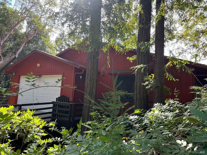 Property Photo: 26095 Poppy Drive CA 95490