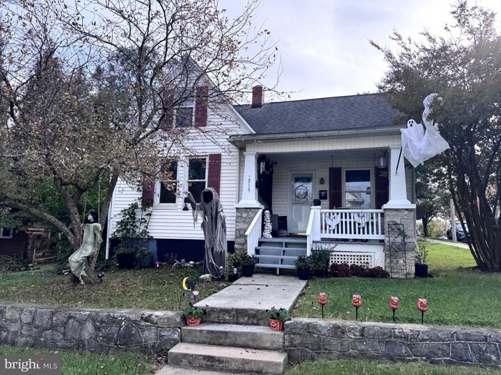Property Photo:  819 Buxton Street  WV 25401 