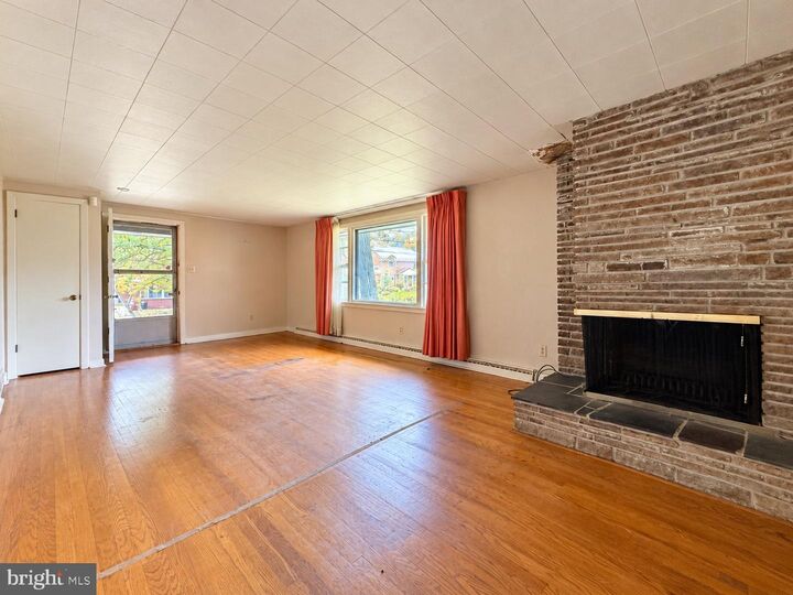 Property Photo: 1900 Frederick Street MD 21502