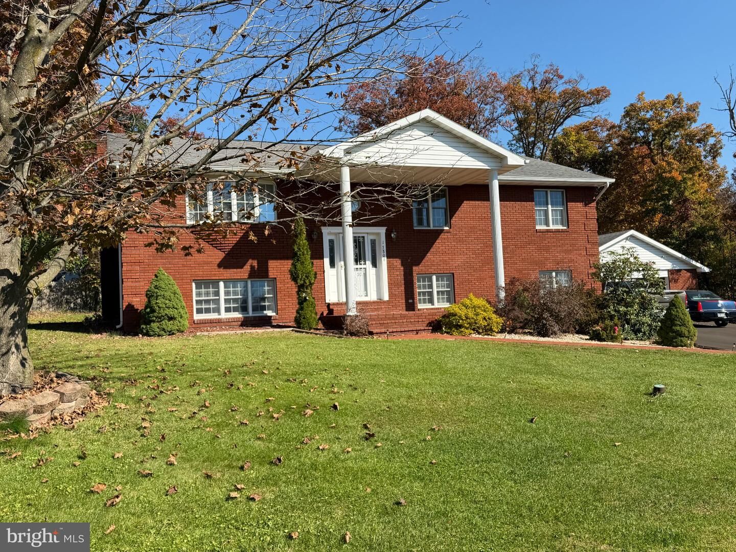 Property Photo:  13806 Briarwood  MD 21502 