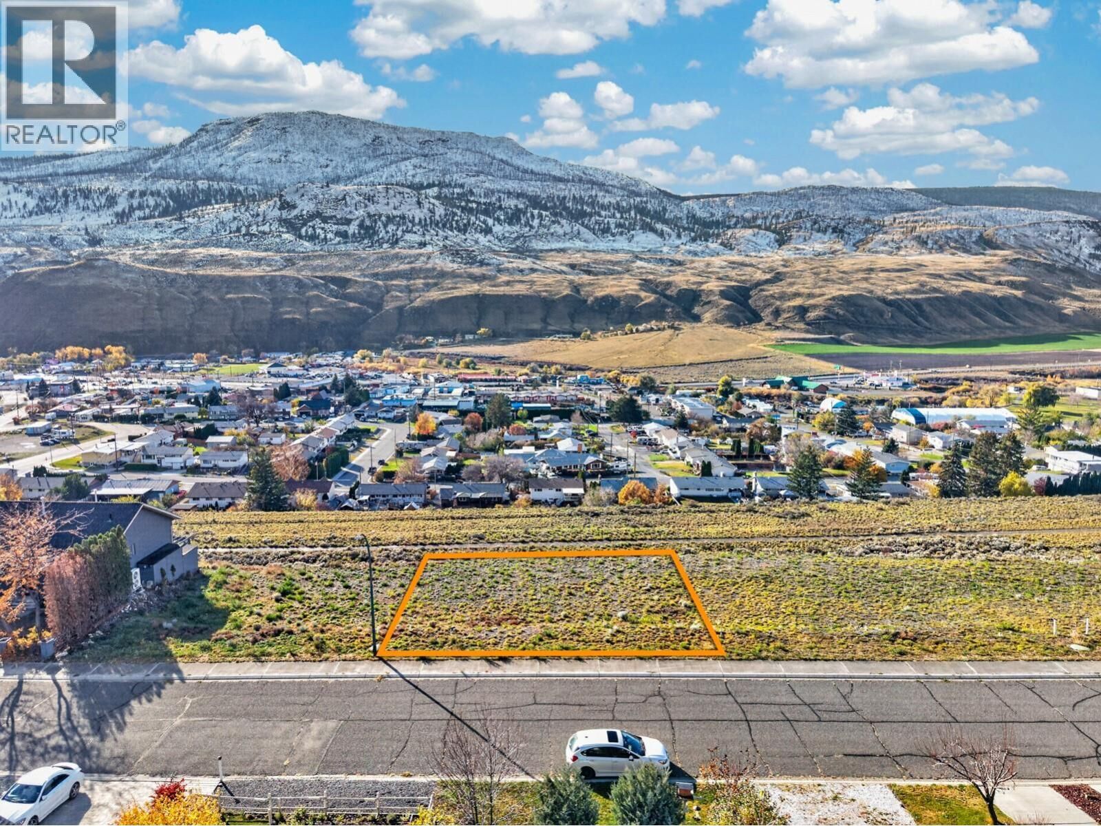 Property Photo:  1386 Semlin Drive  BC V0K 1H0 