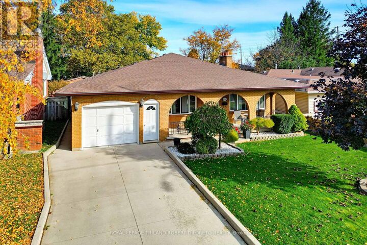 Property Photo:  1050 Dearness Drive  ON N6E 1N7 