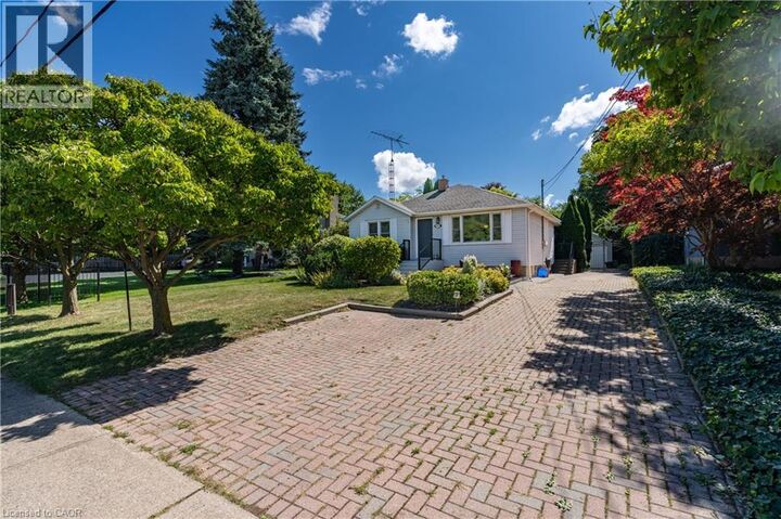 Property Photo:  522 Mississauga Road  ON L0S 1J0 