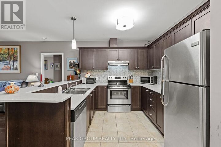 Property Photo: 26 Wellington Street 106 ON L2R 5P8
