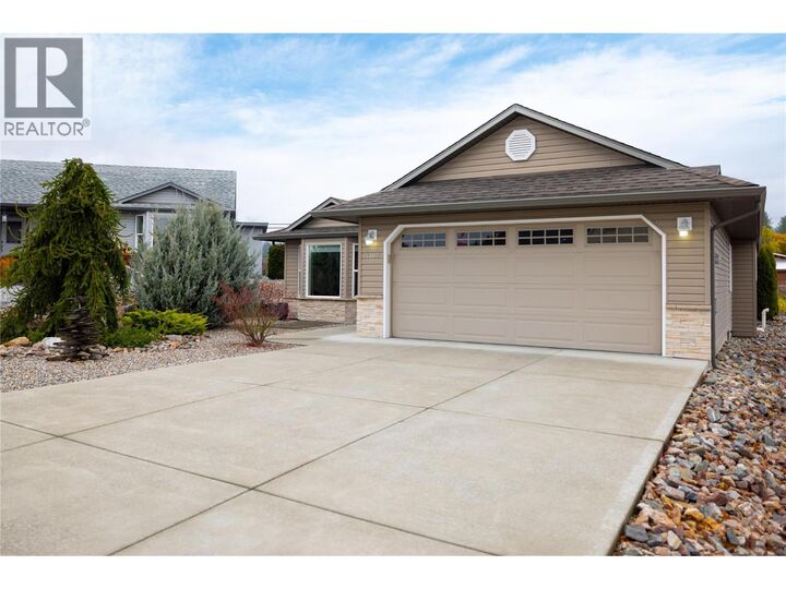 Property Photo:  4167 4 Street  BC V1H 1Z1 