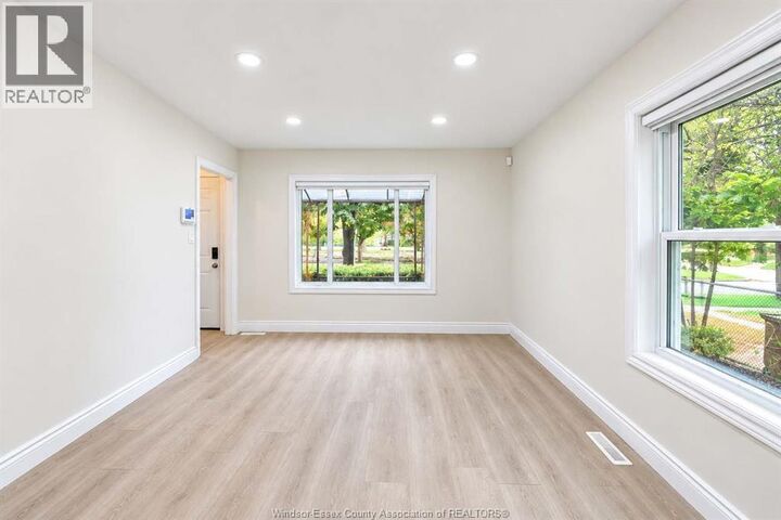Property Photo:  3272 Edison Street  ON N9C 1S2 