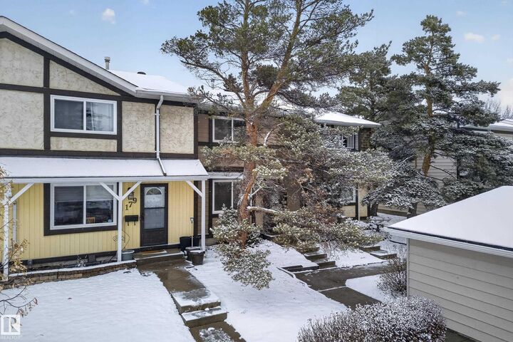 Property Photo: 181 Tudor Lane NW AB T6J 3T5