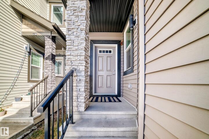 Property Photo:  4698 177 Avenue NW  AB T5Y 4G4 