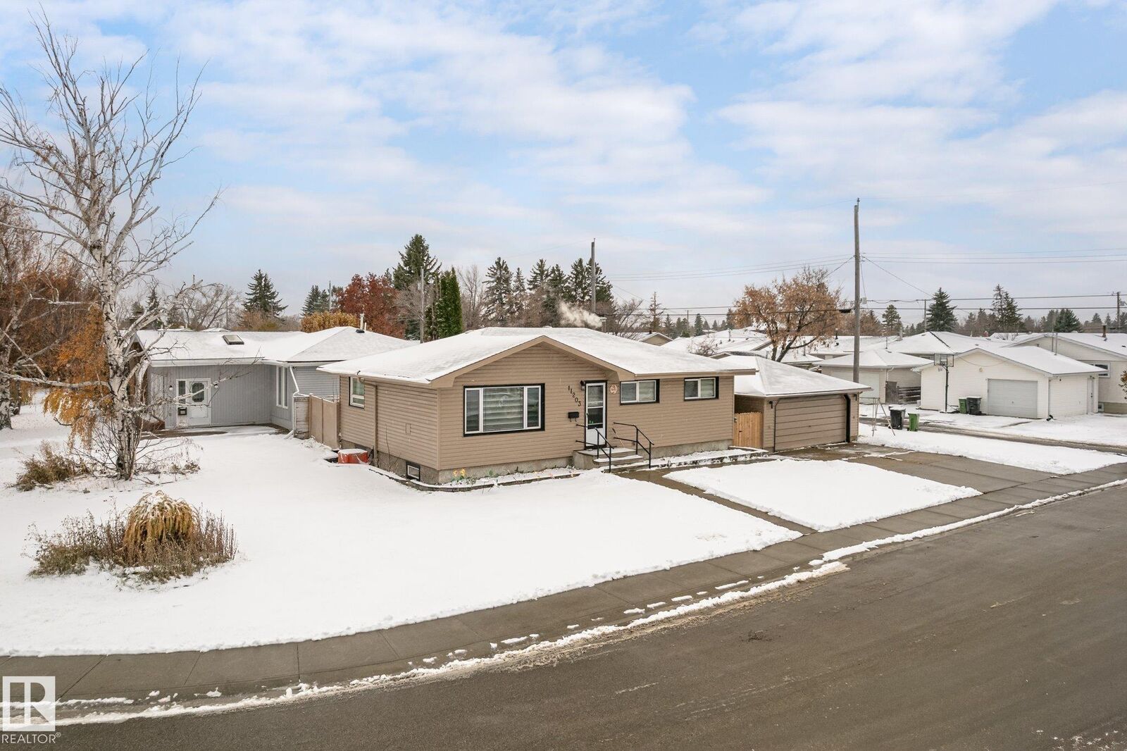 Property Photo: 11203 136 Avenue NW AB T5E 1W9