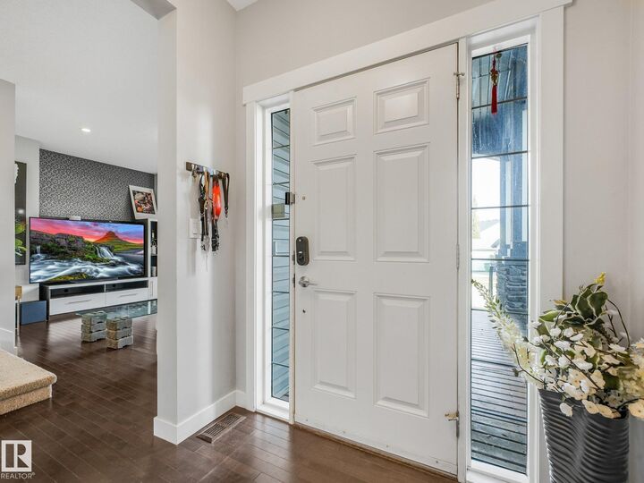 Property Photo: 22027 97 Avenue NW AB T5T 4H7