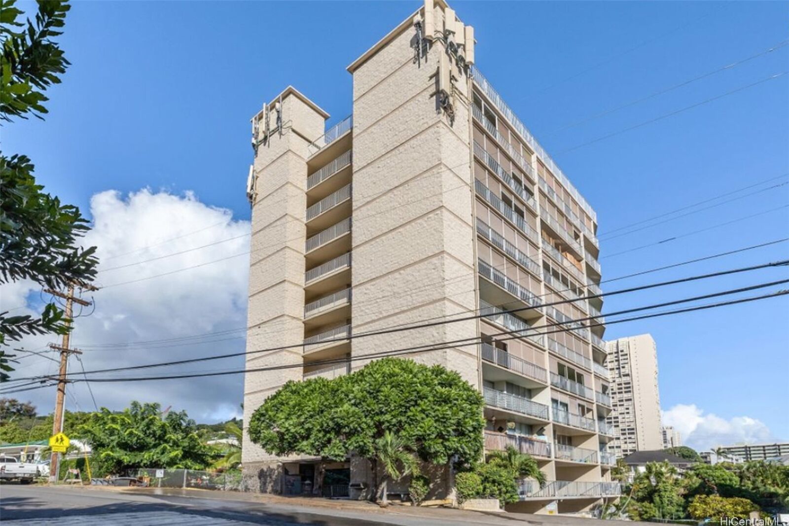 Property Photo: 1687 Pensacola Street 602 HI 96822