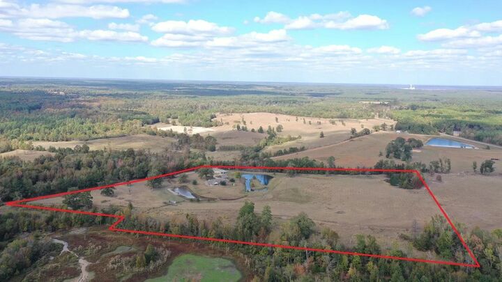 Property Photo: 4054 County Road 3774 TX 75572