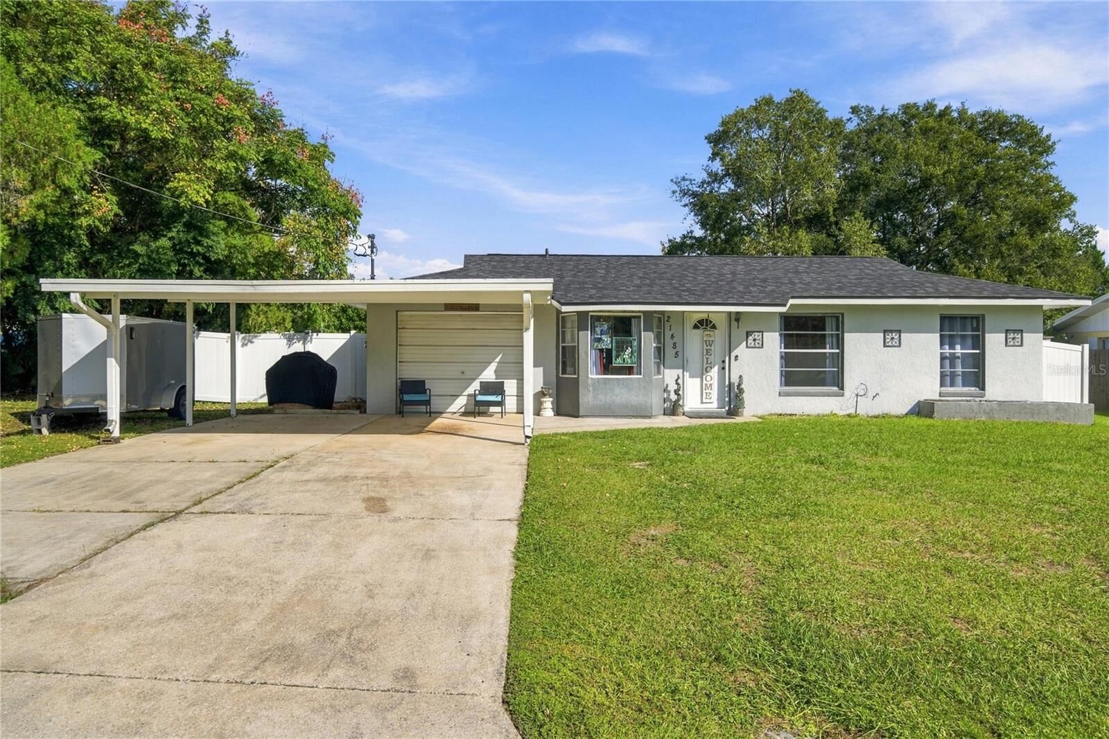Property Photo: 21485 SW Raintree Street FL 34431