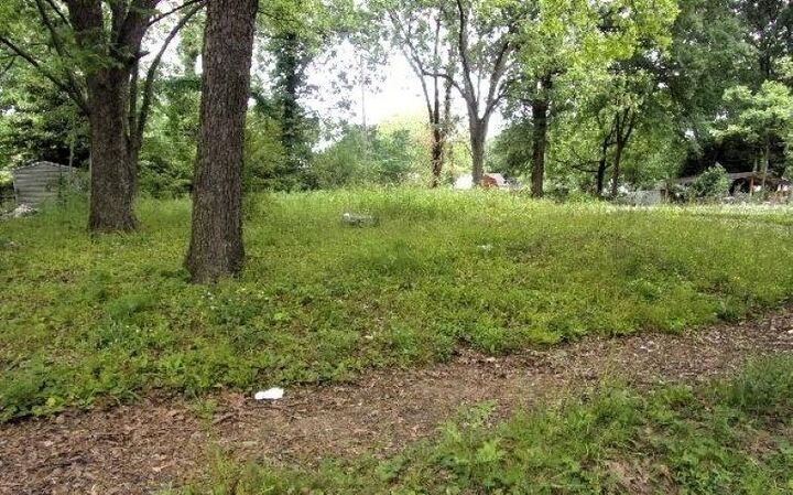 Property Photo:  1600 Green Dolphin St  TN 38111 