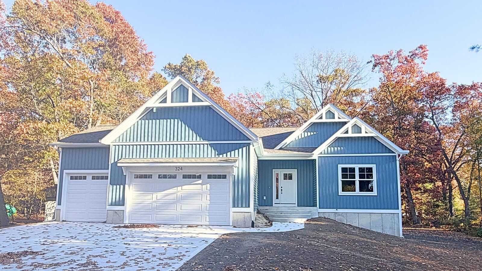 Property Photo: 324 Hazelwood Court MI 49442