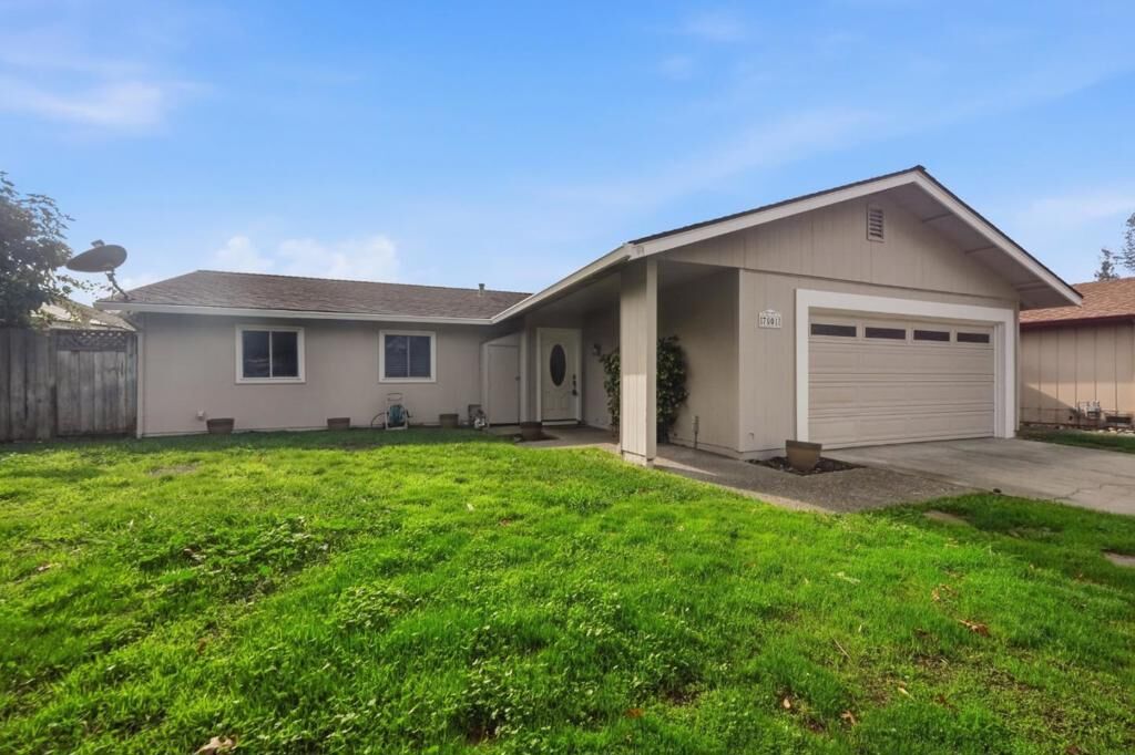 Property Photo:  7001 Avenida Rotella  CA 95139 