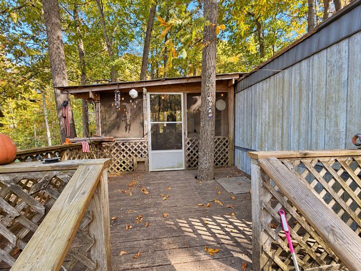 Property Photo:  125 Oak Dr  TN 37166 