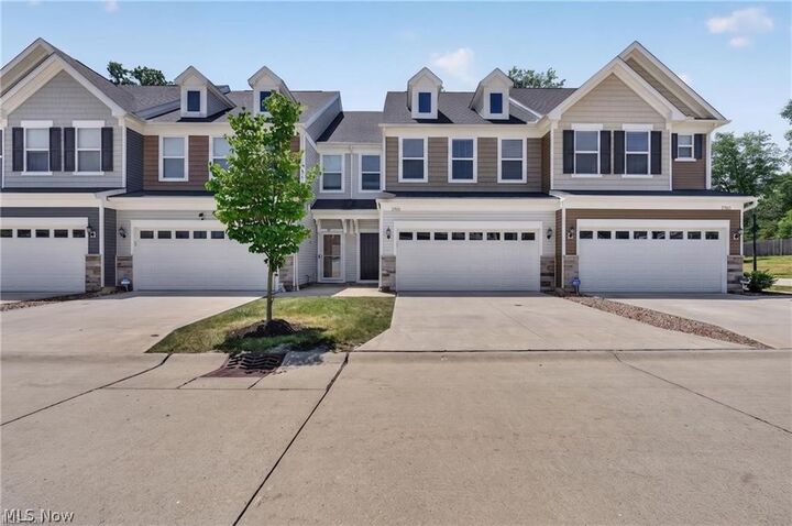 Property Photo:  27661 Serviceberry Court  OH 44145 