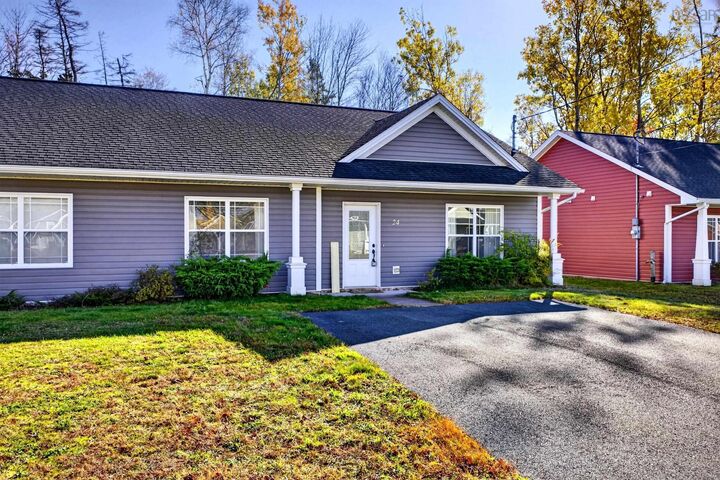 Property Photo: 24 Justamere Drive NS B2N 0G1