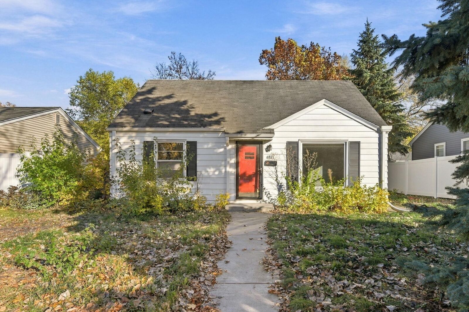 Property Photo:  6921 Russell Avenue S  MN 55423 