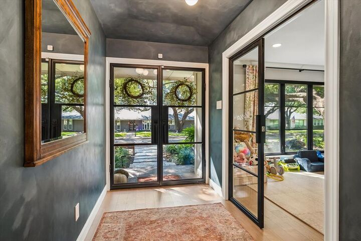 Property Photo:  4317 Echo Glen Drive  TX 75244 