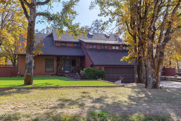 Property Photo: 255 Barker Drive OR 97532